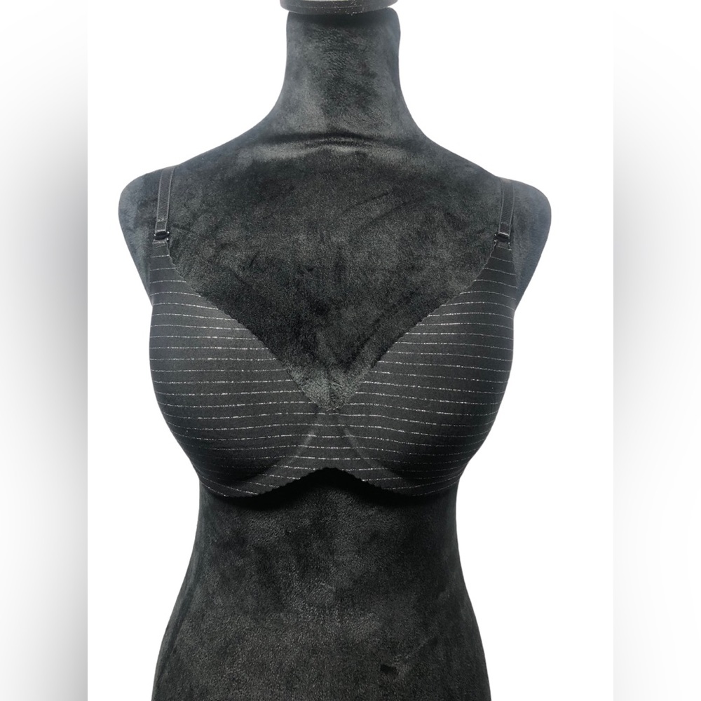 NATIVE INTIMATES 36b black and silver bra